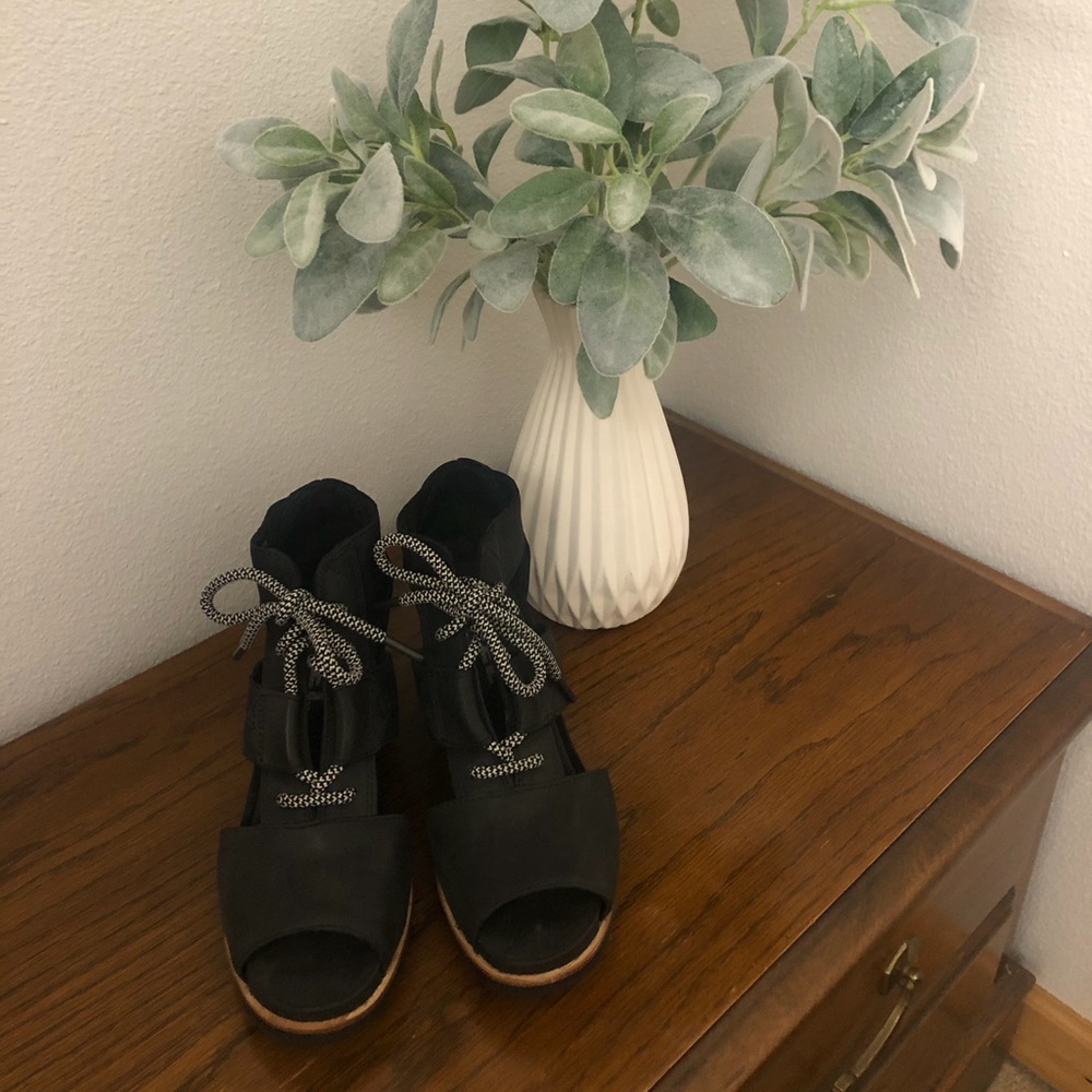 Sorel Sandals